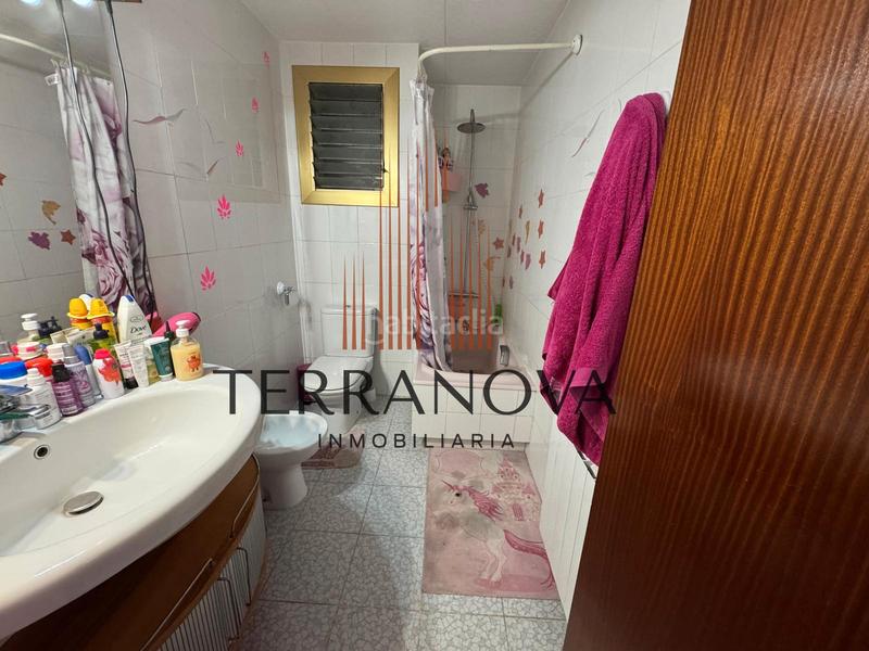 Foto bc21b8ce-0bf6-4aeb-a655-039d2f9cb509. Appartamento con riscaldamento in La Florida Hospitalet de Llobregat (L´)