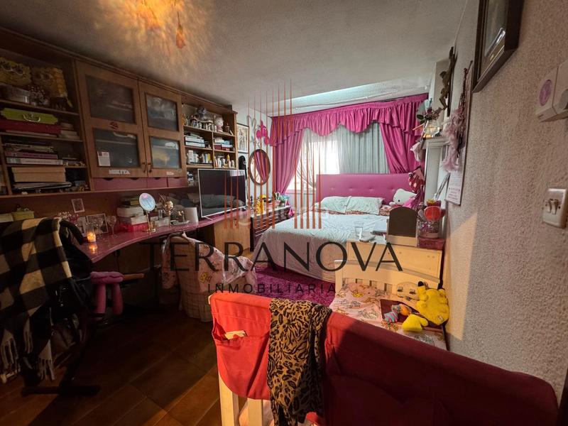 Foto 26e5da04-14ec-489b-b0d0-c7cf75c16354. Etagenwohnung mit heizung in La Florida Hospitalet de Llobregat (L´)