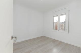 Piso en Raval. Piso en venta en avenida paral-lel