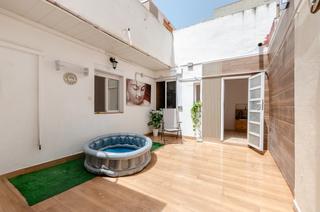 Ground floor  Carrer de catalunya. Estupendo bajo con 2 terrazas