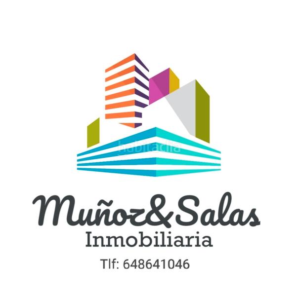 Foto 999ba9b1-ba57-42ec-a813-2837d0c020f4. Aparcament cotxe a Andújar