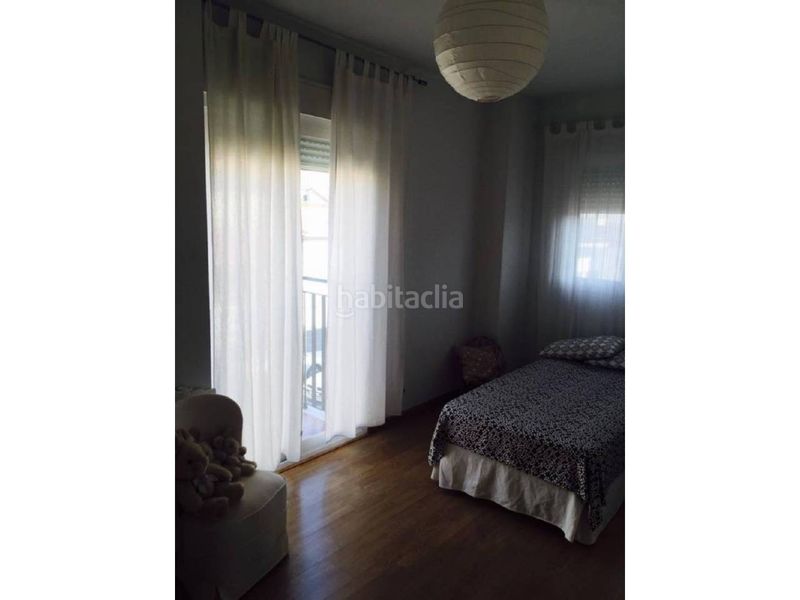 Foto 2f3f0f4a-d769-4e58-9520-96b9676c5eb0. Casa adossada amb calefacció aparcament piscina a Badajoz
