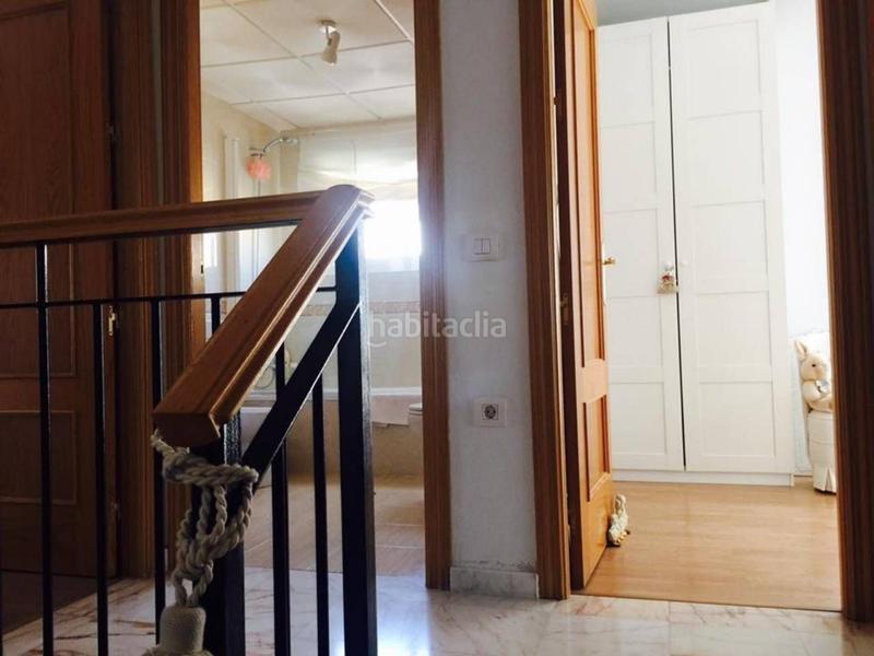 Foto 65fa0ad4-6da2-47ca-8bf6-e6e1f37a2dce. Casa aparellada amb calefacció aparcament piscina a Badajoz