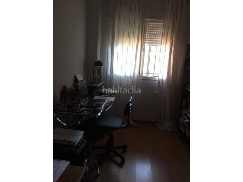 Foto f9618c76-cca1-407d-9cfb-a39ea4c597c3. Casa aparellada amb calefacció aparcament piscina a Badajoz