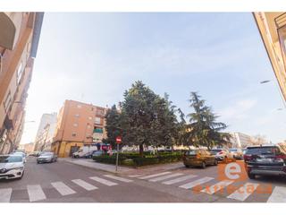 Miete Geschäftsraum in Pardaleras. Local comercial en alquiler