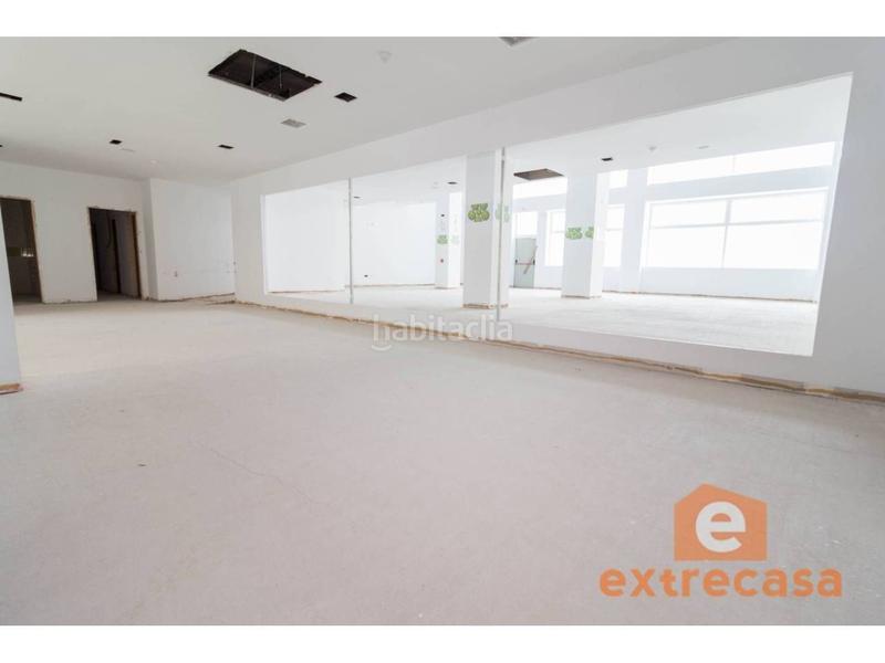 Foto 65f30988-7e55-40c3-947d-4e1776c0c15b. Alquiler local comercial  en alquiler en ronda norte en Badajoz