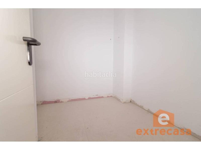 Foto 89fcd588-66ae-4fb7-9a08-7a82642a9259. Alquiler local comercial  en alquiler en ronda norte en Badajoz