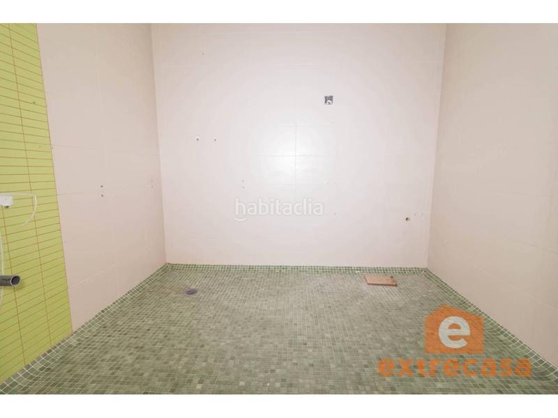 Foto a7afc7a9-ec9a-4d77-a246-91cba7c336d7. Alquiler local comercial  en alquiler en ronda norte en Badajoz