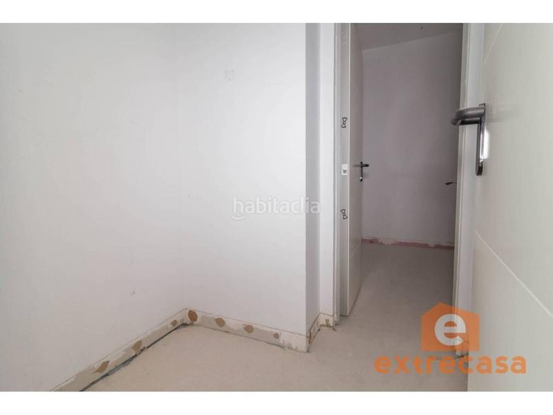 Foto ab6f2d02-d08e-47ce-93a4-8e672c778ea0. Alquiler local comercial  en alquiler en ronda norte en Badajoz
