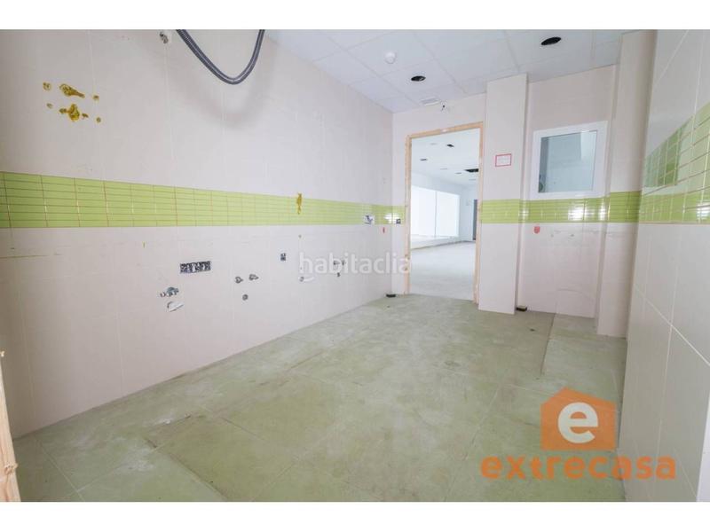 Foto b18797ea-8a45-401c-9ccd-fcebd5678458. Lloguer local comercial a San Roque - Ronda Norte Badajoz