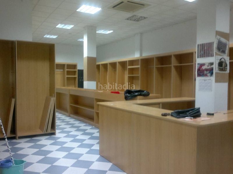 Foto 4875dadc-3f74-46fe-961b-469f08498c96. Local comercial a Casco Antiguo Badajoz