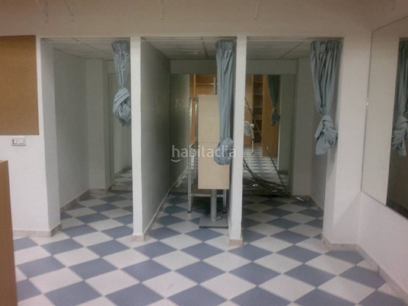 Foto dae2b598-6302-43f9-a567-49600bb239cd. Local comercial a Casco Antiguo Badajoz