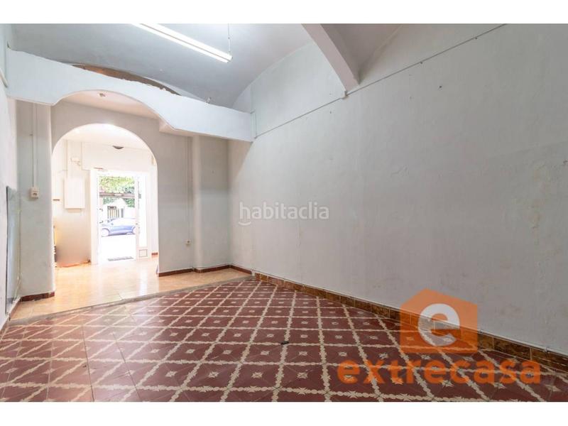 Foto f102af90-e771-42b7-95f2-dc90d895ed55. Alquiler local comercial  en alquiler en pleno centro en Badajoz