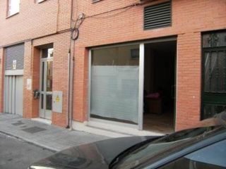 Local Comercial en Maria Auxiliadora - Barriada de Llera. Local comercial en venta
