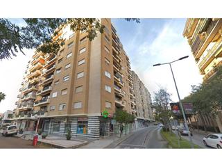 Lloguer Local Comercial a Santa Marina. Local comercial en alquiler