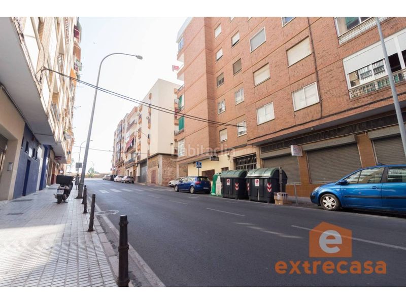 Foto 29ce2239-d95e-4b89-aa41-bcbbc1926533. Local comercial a La Estación Badajoz