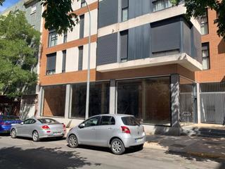 Miete Geschäftsraum in La Estación. Local comercial en alquiler en bruto