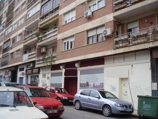 Miete Geschäftsraum in Santa Marina. Local comercial en alquiler en pleno centro