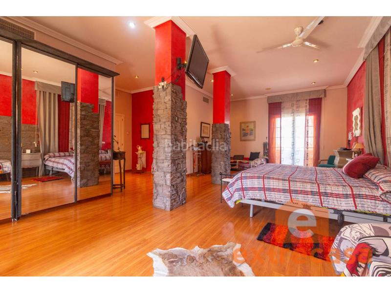 Foto 05d215e2-9fdd-4a48-b1ad-912ef1713189. Chalet avec chauffage parking piscine dans Las Vaguadas Badajoz