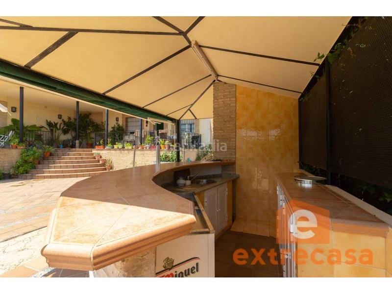 Foto 33a2ca13-92fd-4efa-847a-edb622d1456c. Chalet avec chauffage parking piscine dans Las Vaguadas Badajoz