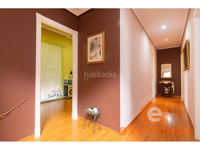 Foto 4f333913-5d4e-4cfa-8feb-19314707c73f. Chalet avec chauffage parking piscine dans Las Vaguadas Badajoz