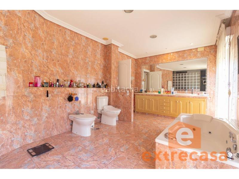 Foto 692eb5d2-f3e8-4f26-85f8-9dfcf4f226c2. Chalet avec chauffage parking piscine dans Las Vaguadas Badajoz