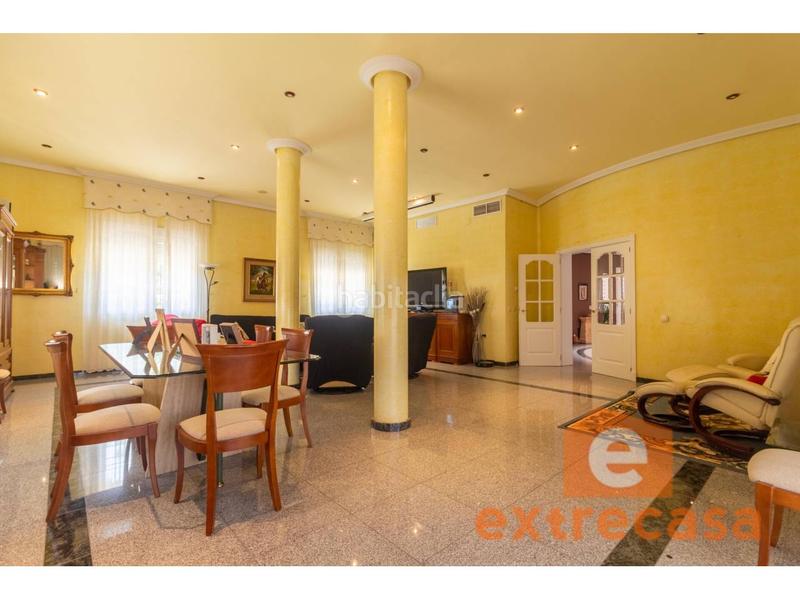 Foto 9ea423fa-f2f7-40eb-a864-251a937ea670. Chalet avec chauffage parking piscine dans Las Vaguadas Badajoz