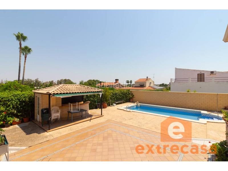 Foto e588ebdb-9545-46e2-8aba-af7f3daafe30. Chalet avec chauffage parking piscine dans Las Vaguadas Badajoz