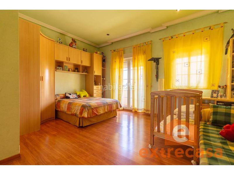 Foto e5f7ec43-157d-4fa1-94e3-497936a3ca81. Chalet avec chauffage parking piscine dans Las Vaguadas Badajoz