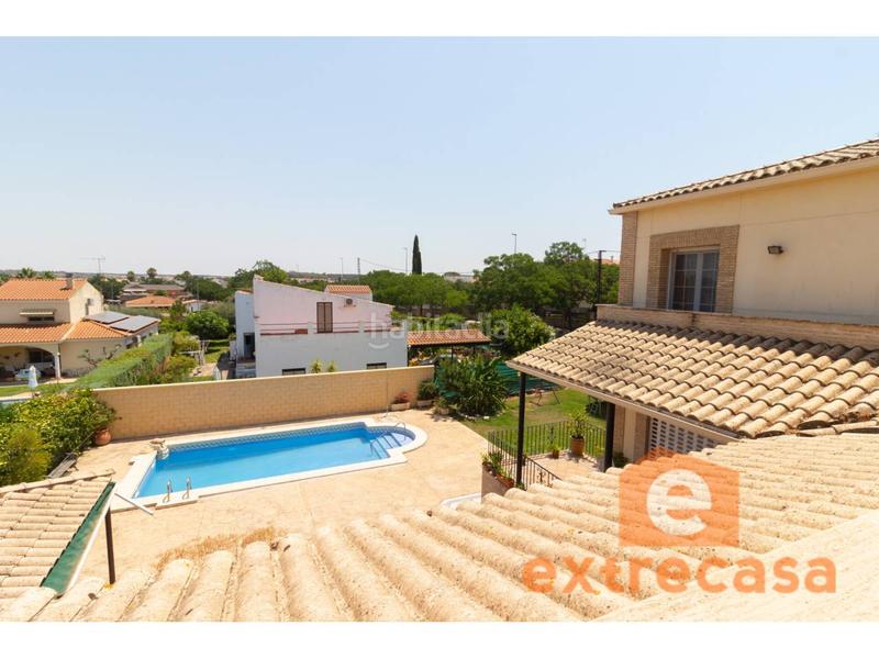 Foto e84514b8-2b03-40fc-8acd-954712075ae5. Chalet avec chauffage parking piscine dans Las Vaguadas Badajoz