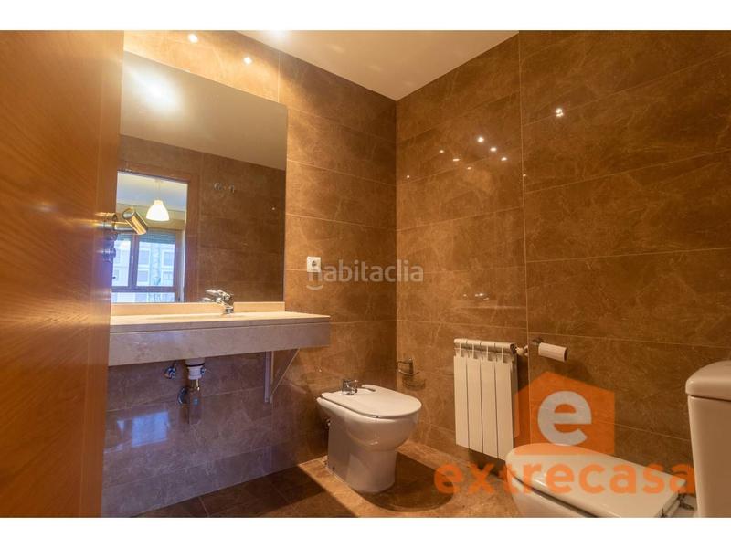 Foto 529f2d4a-54d3-45a8-b517-f0cc807f5cc4. Flat with heating in Casco Antiguo Badajoz