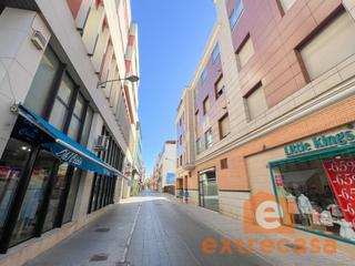 Aparcament cotxe a Casco Antiguo. Plaza de garaje y trastero en venta en zona centro