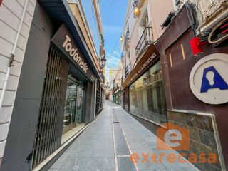Lloguer Local Comercial a Casco Antiguo. Local en alquiler en casco antiguo