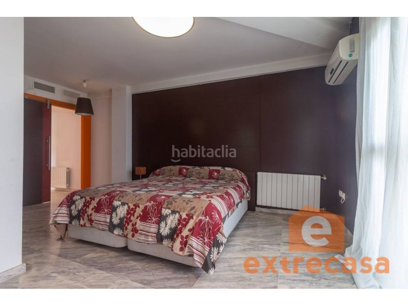 Foto e80679ed-1048-496f-880c-96f4fae5acf7. Àtic amb calefacció aparcament a Pardaleras Badajoz