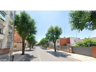 Lloguer Local Comercial a Santa Marina. Local comercial en alquiler