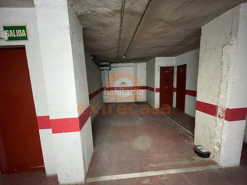 Foto b15acc91-272c-4463-8790-6d6fa3ef8ca4. Aparcament cotxe a Valdepasillas - La Paz - Huerta Rosales Badajoz
