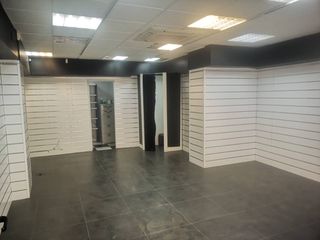 Lloguer Local Comercial a Casco Antiguo. Local comercial en pleno centro