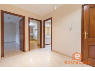 Location Appartement à Santa Marina. Piso en alquiler en pleno centro