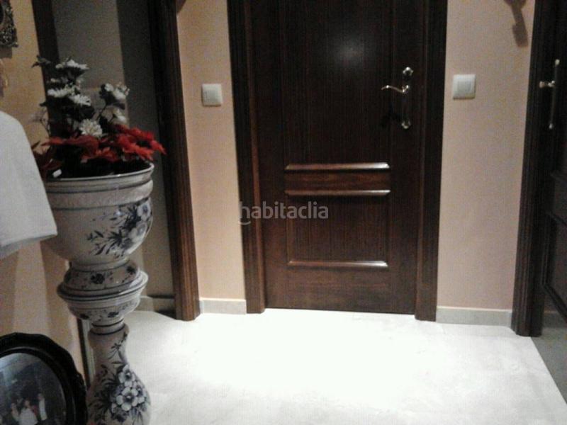 Foto 0f265756-71c4-4b8b-be43-215ce0ae273f. Casa aparellada amb aparcament a pedanías de Badajoz Badajoz