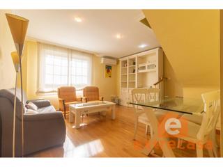 Location Appartement à Pardaleras. Ático dúplex amueblado en alquiler en pardaleras