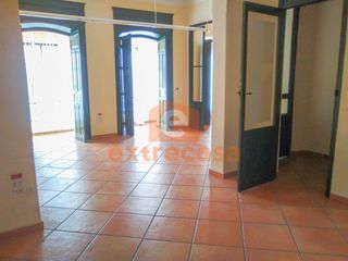 Rent Office space in Casco Antiguo. Oficina en alquiler en pleno centro de badajoz