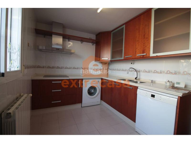 Foto a4aae0ae-5fec-40da-b501-60516772e791. Attique avec chauffage parking dans Casco Antiguo Badajoz