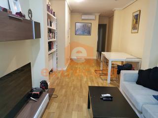 Affitto Piccolo appartamento in Casco Antiguo. Apartamento amueblado en alquiler en el casco antiguo