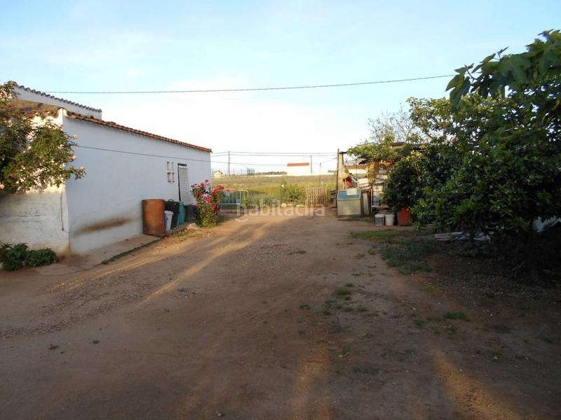 Foto 2d72234c-4d20-4a9b-b720-a06f03e76ee6. Casa amb aparcament a pedanías de Badajoz Badajoz