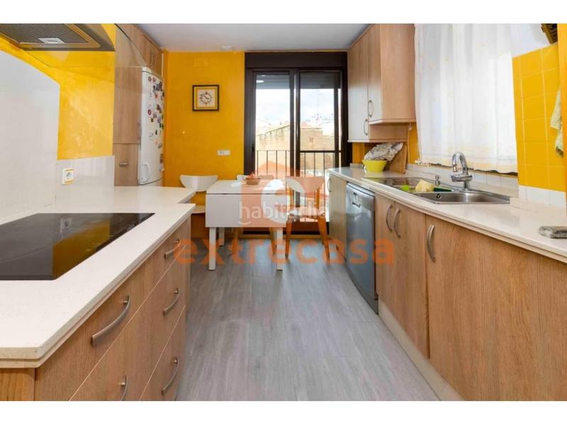 Foto 2b1a8323-2811-4cf8-a102-4e20361df07c. Dachwohnung mit heizung parking in Casco Antiguo Badajoz