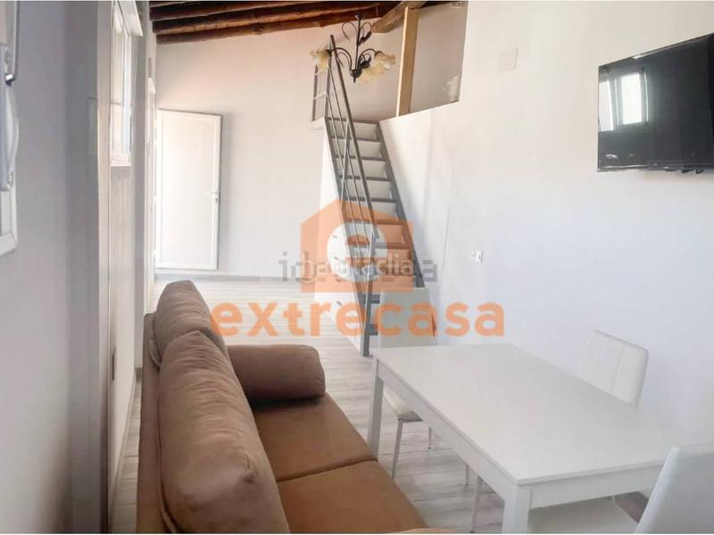 Foto 579d4fcb-62c0-4bf4-a10d-6b96284ed307. Alquiler ático  en alquiler amueblado en el centro histórico en Badajoz