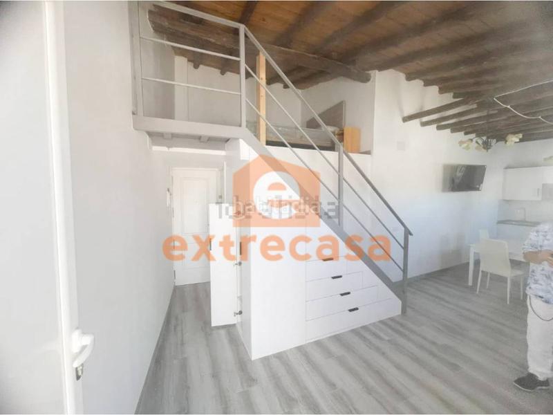 Foto ef675e47-e844-4916-9a49-881d10354dc5. Alquiler ático  en alquiler amueblado en el centro histórico en Badajoz