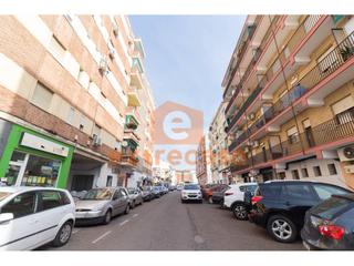Pis  Canarias. Venta de piso en san fernando badajoz