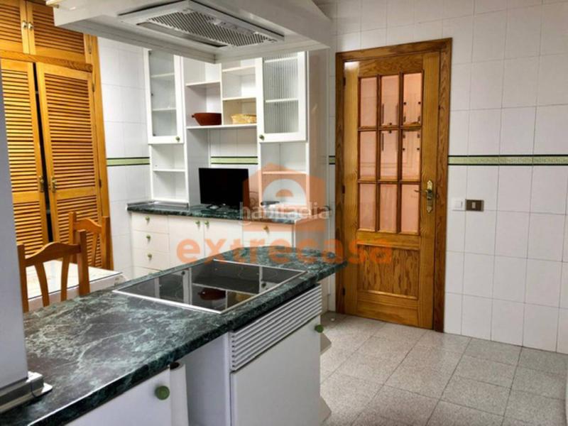 Foto 23c26b54-4891-4e7b-b926-522b06cac6e5. Rent flat with heating parking in Pardaleras Badajoz