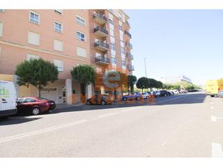 Pis  Antonio lena fernández. Venta de piso con 4 dormitorios en la ronda norte de san roque b